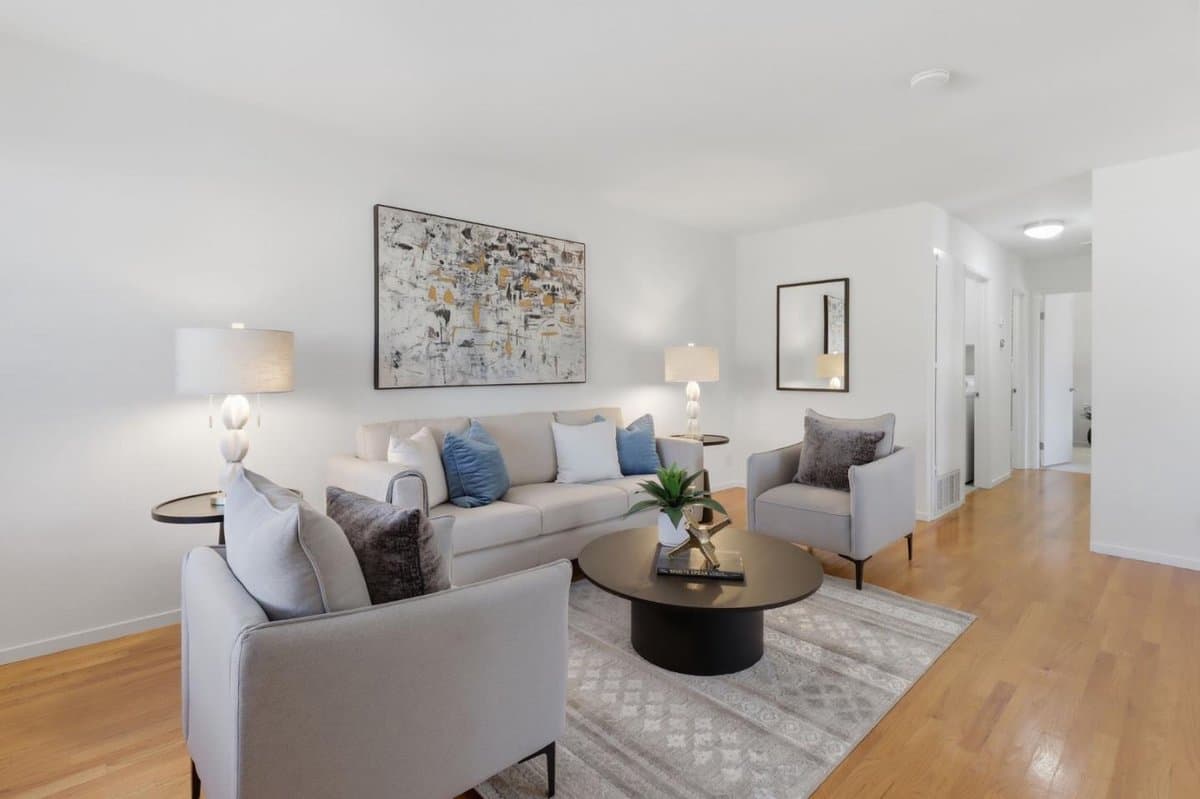 410 Colony Crest Drive - Photo 2