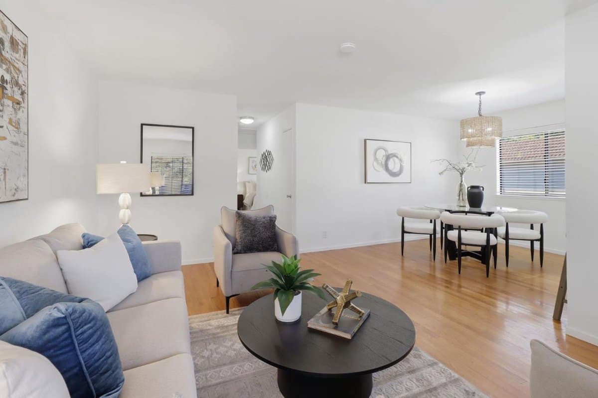 410 Colony Crest Drive - Photo 3