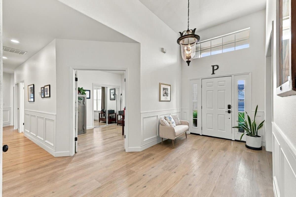 811 Greystone Court - Photo 5