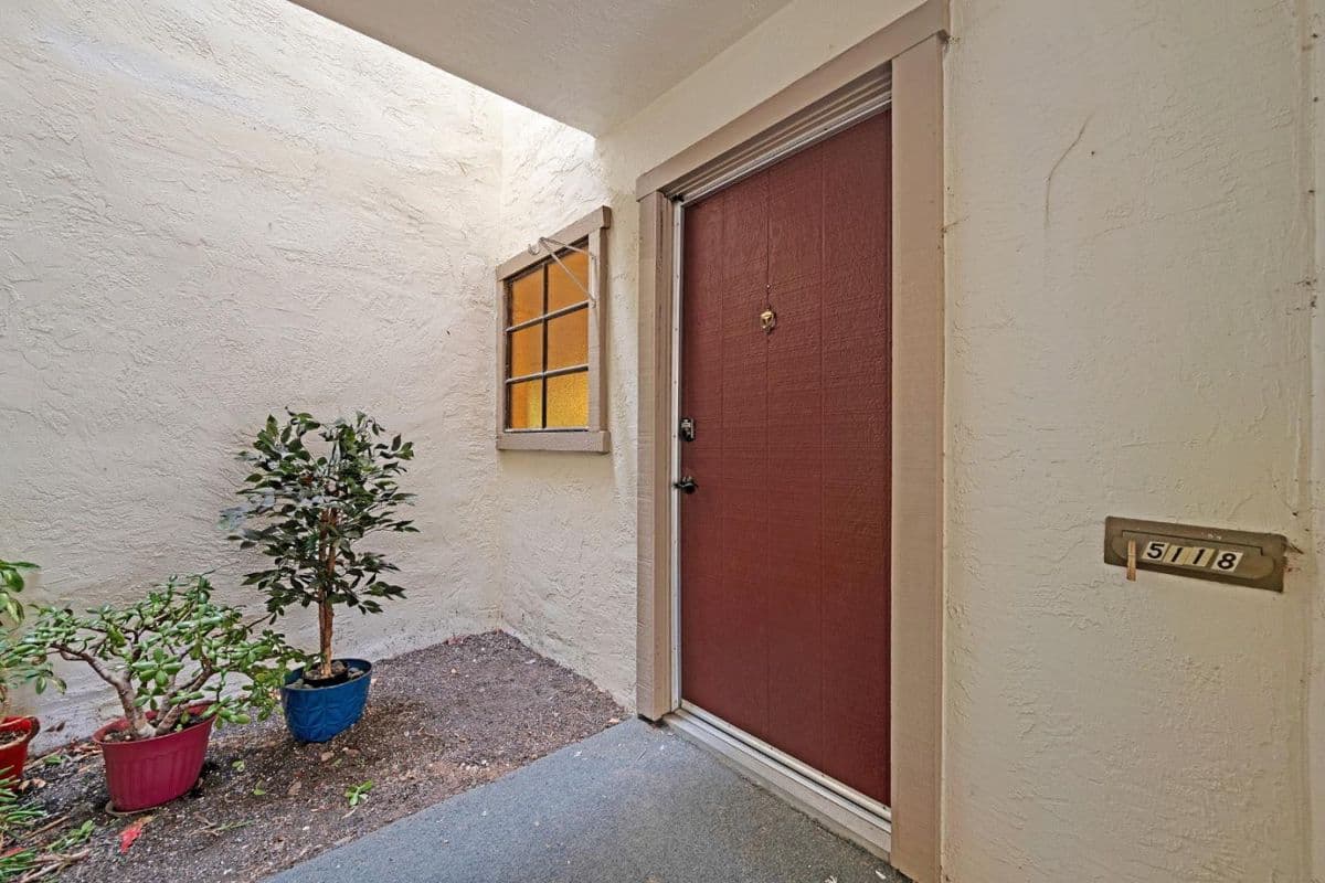 5118 Cribari Place - Photo 4