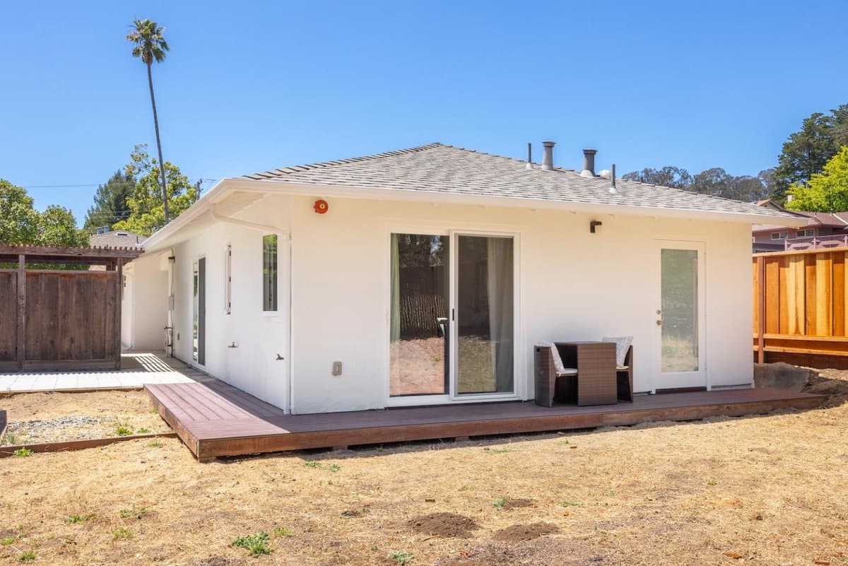 1028 Western Drive - Photo 3