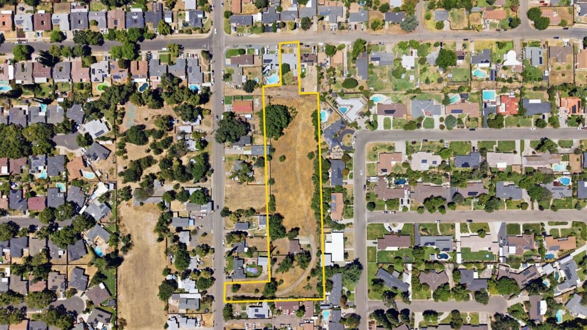 874 Hansen Avenue - Photo 1