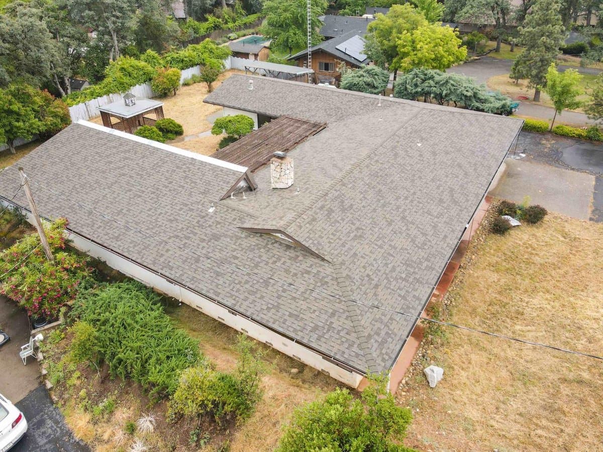 20521 Upper Hillview Drive - Photo 4