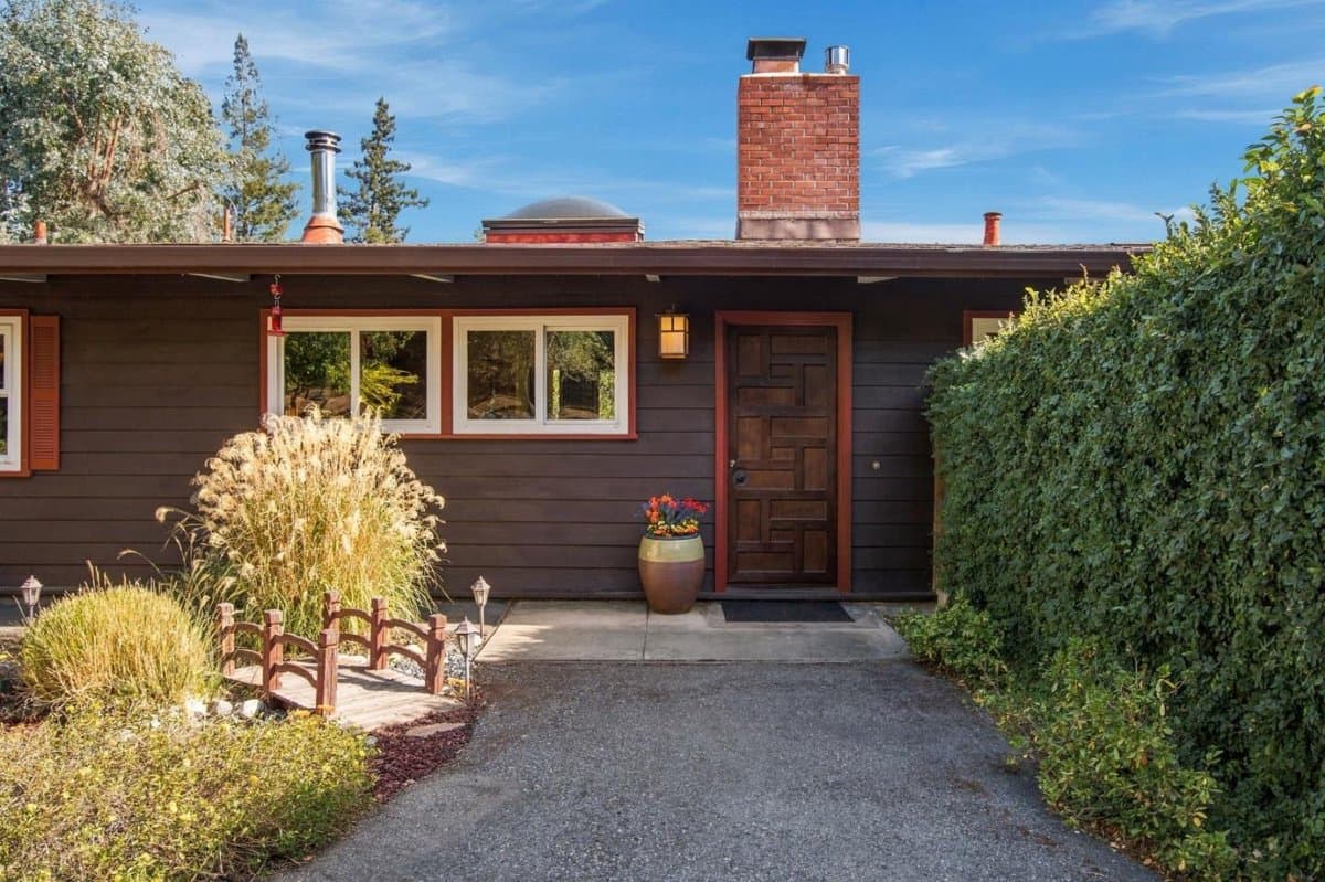 1703 Edgewood Road - Photo 4