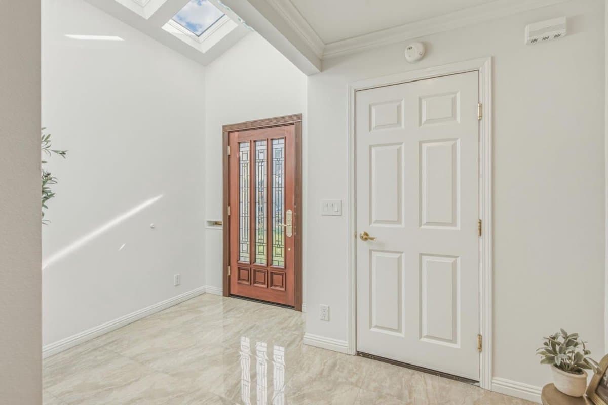 789 Iris Avenue - Photo 4