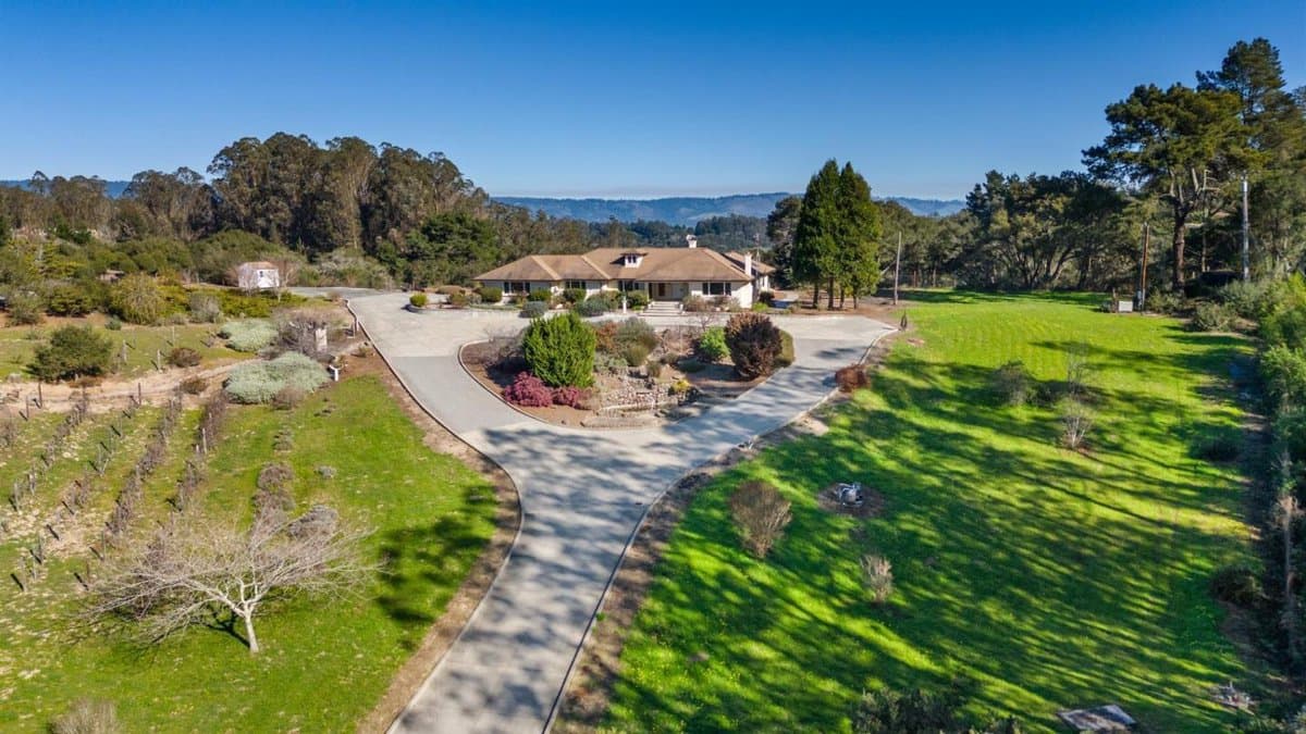 900 East Bel Mar Drive - Photo 3