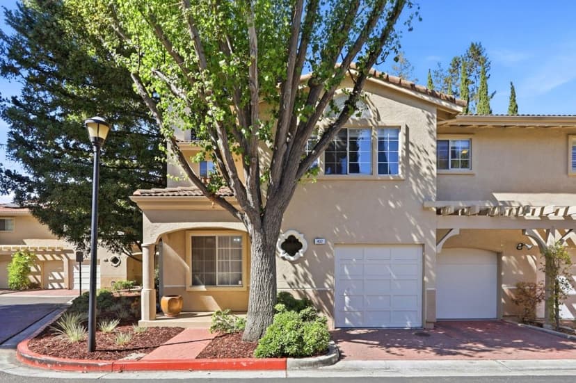 432 Bella Corte - Photo 1 of 8