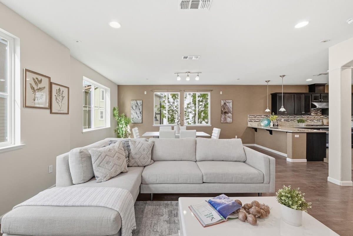 7026 North Mariposa Lane - Photo 4