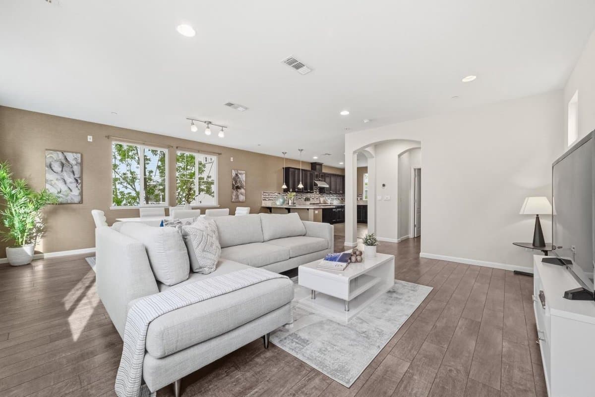 7026 North Mariposa Lane - Photo 5