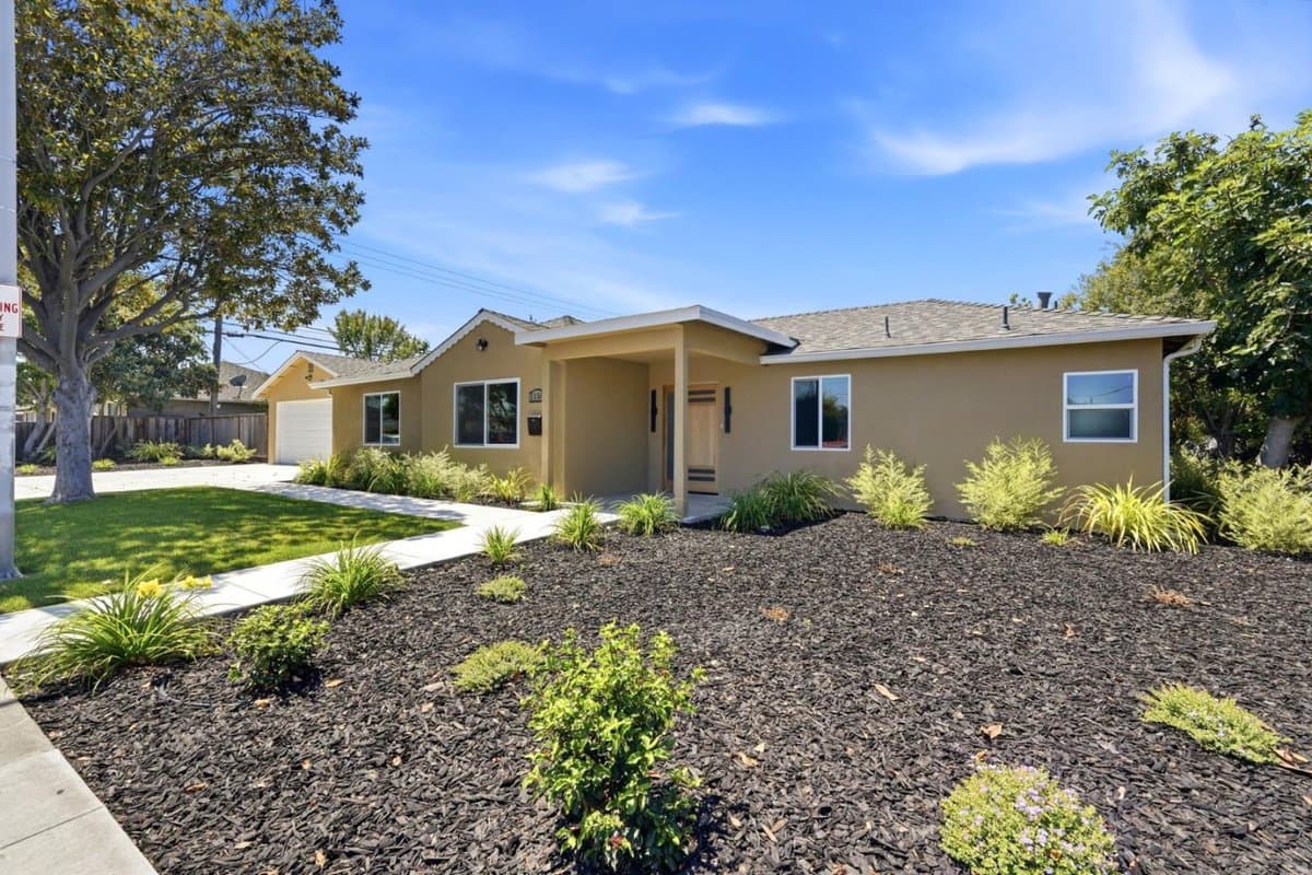 1150 Kiely Boulevard - Photo 2