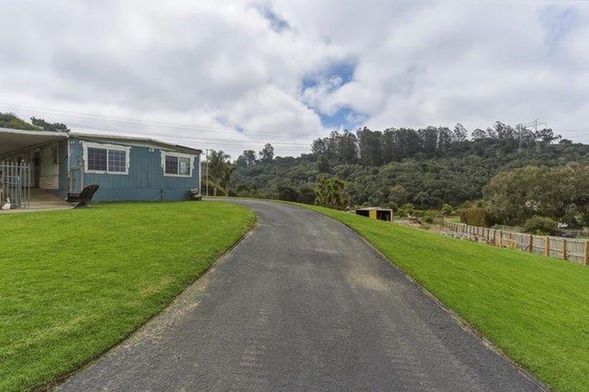 5925 Briarcliff Terrace - Photo 5