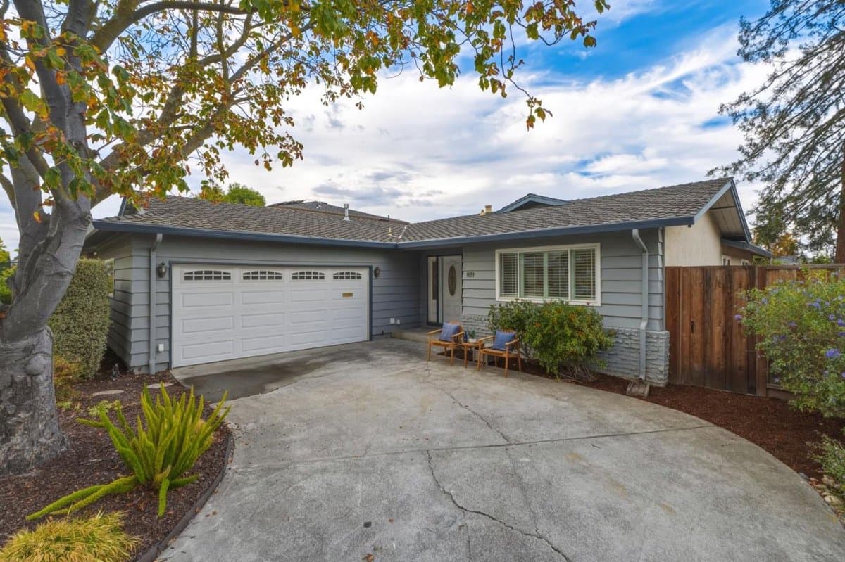 831 Shetland Place - Photo 2