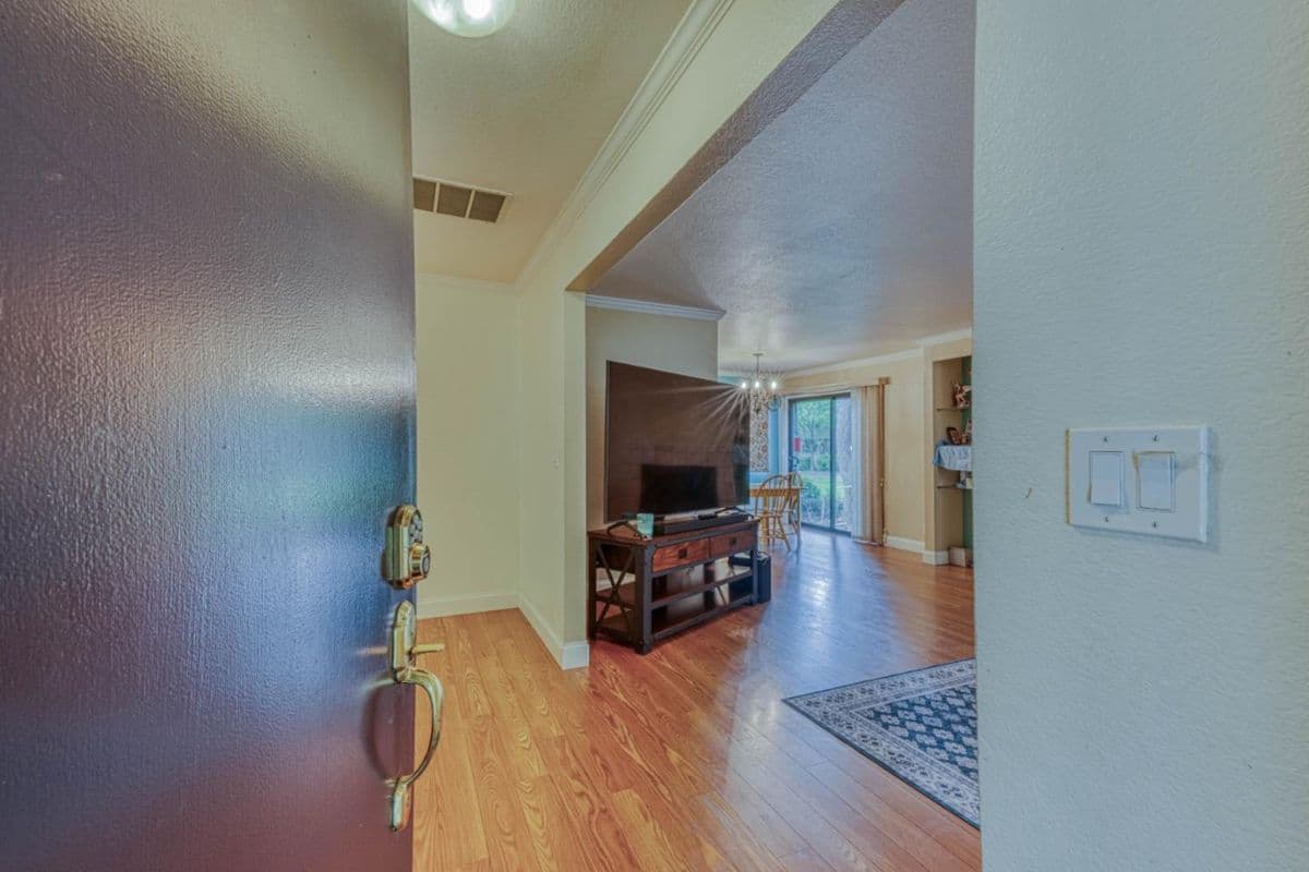 195 Del Monte Lane - Photo 4
