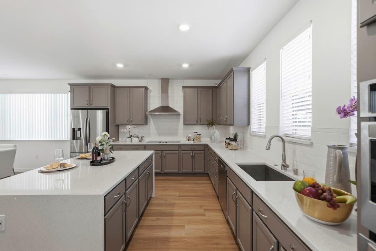 638 EUCALYPTUS Way - Photo 5