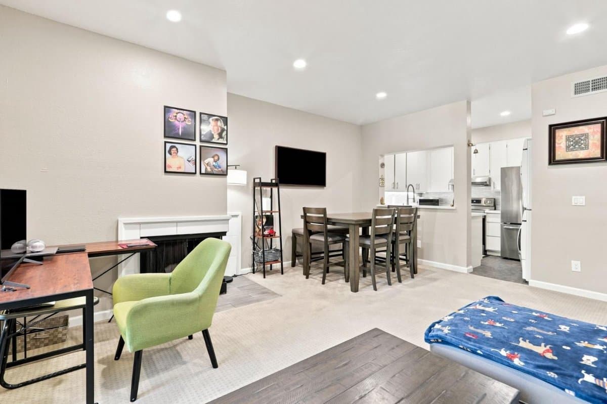 4671 Albany Circle #109 - Photo 3