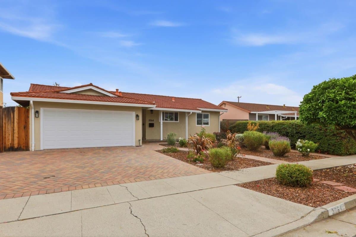 5064 Trenary Way - Photo 3