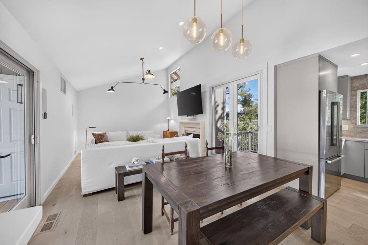 175 Villa Avenue - Photo 4