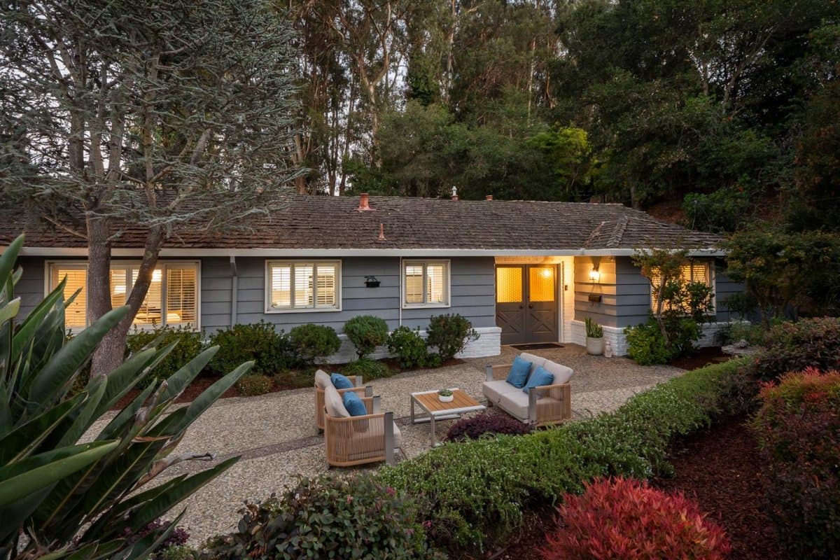 3605 Kingridge Drive - Photo 1