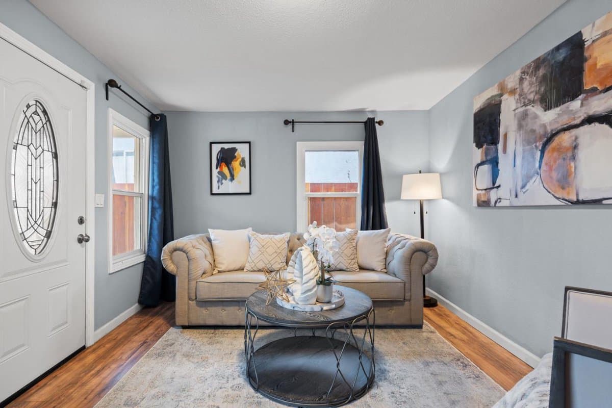 1827 102nd Avenue - Photo 5
