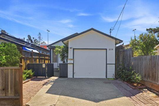 614 Warrington - Photo 1 of 8