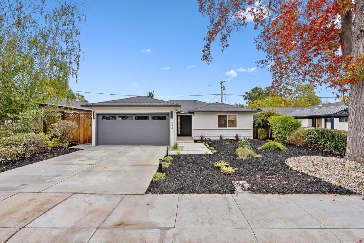 1544 Todd Street - Photo 1