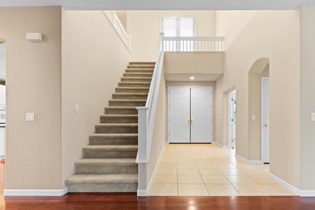 5011 Pacific Crest Drive - Photo 5