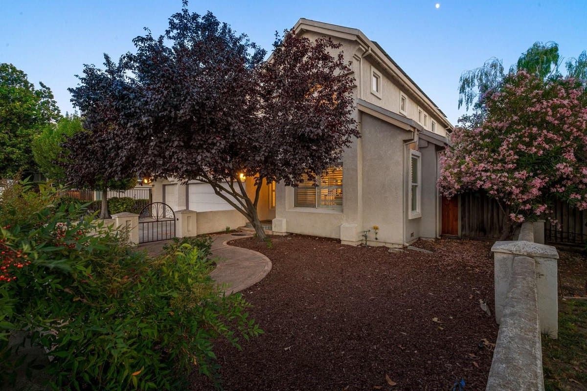 674 West Sunnyoaks Avenue - Photo 5