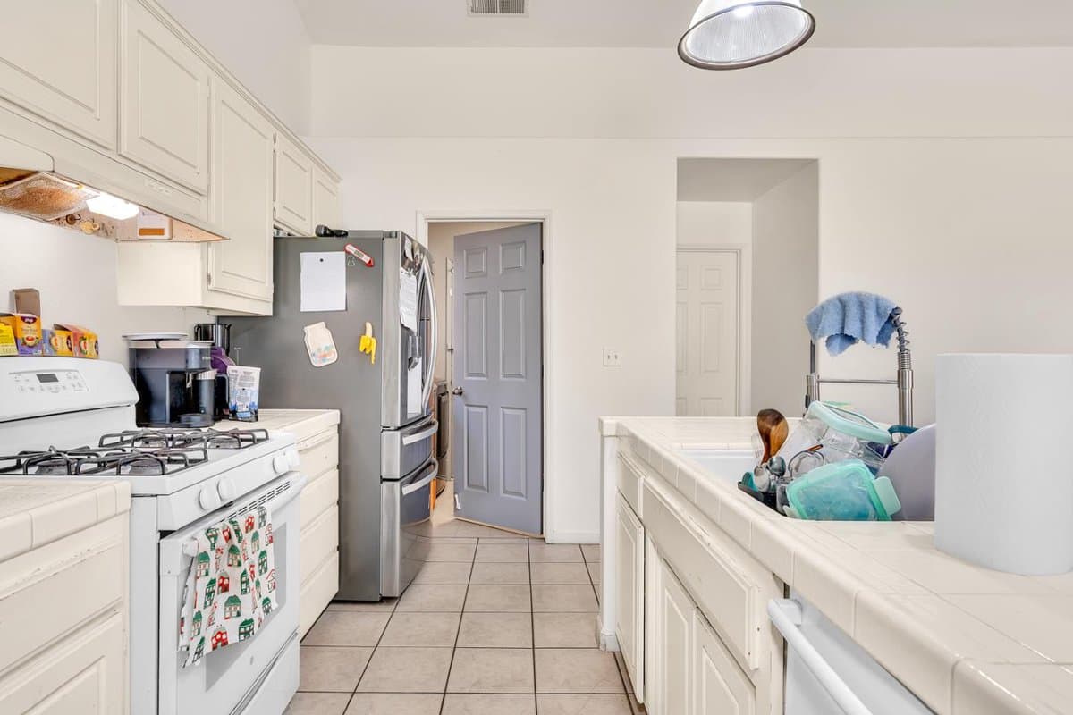 721 Rhine Court - Photo 5
