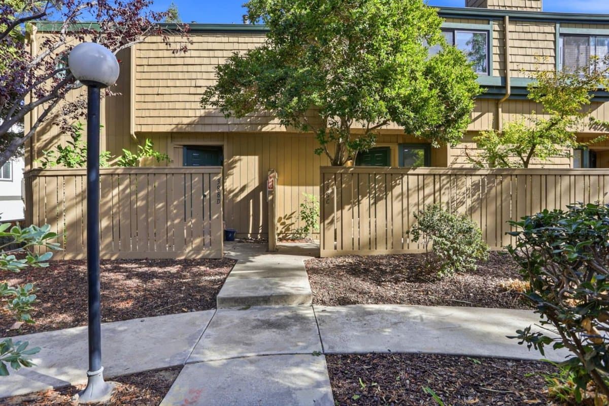 388 Union Avenue #C - Photo 2