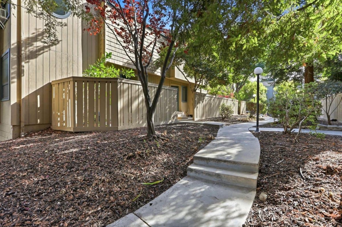388 Union Avenue #C - Photo 4