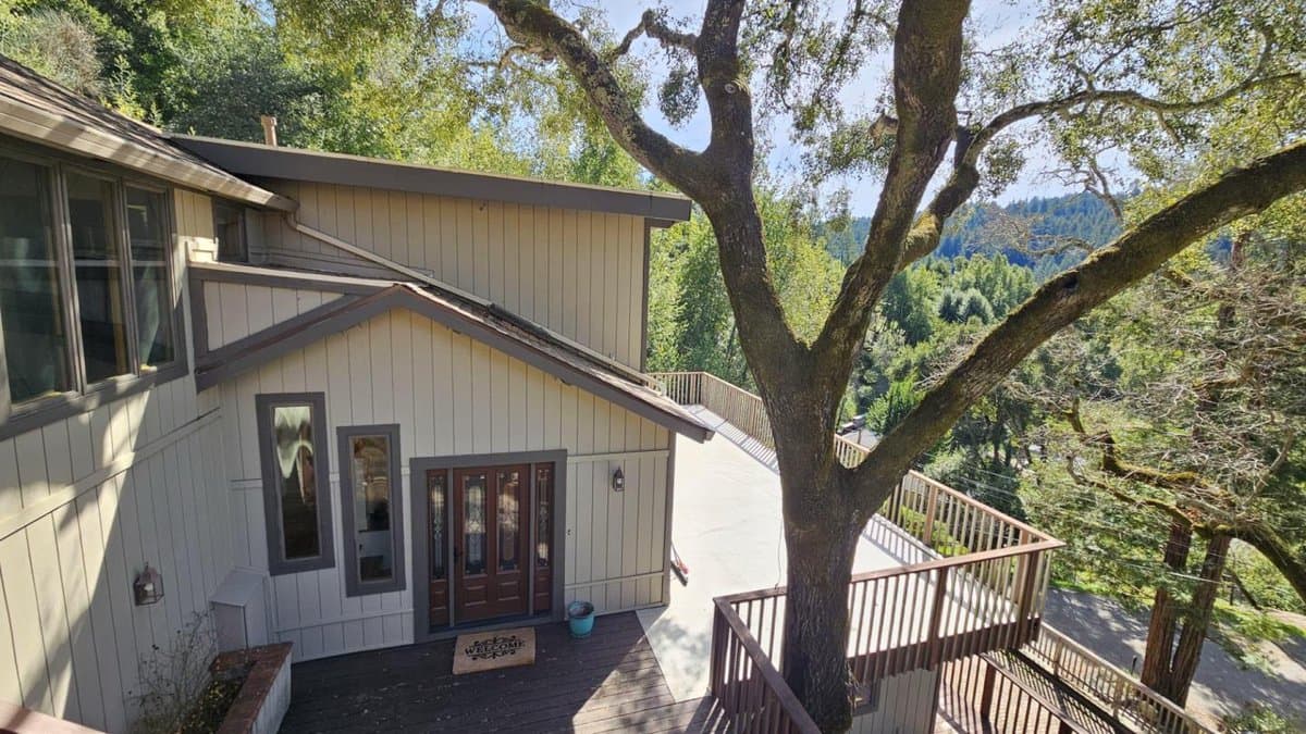21386 Sunnyside Road - Photo 2