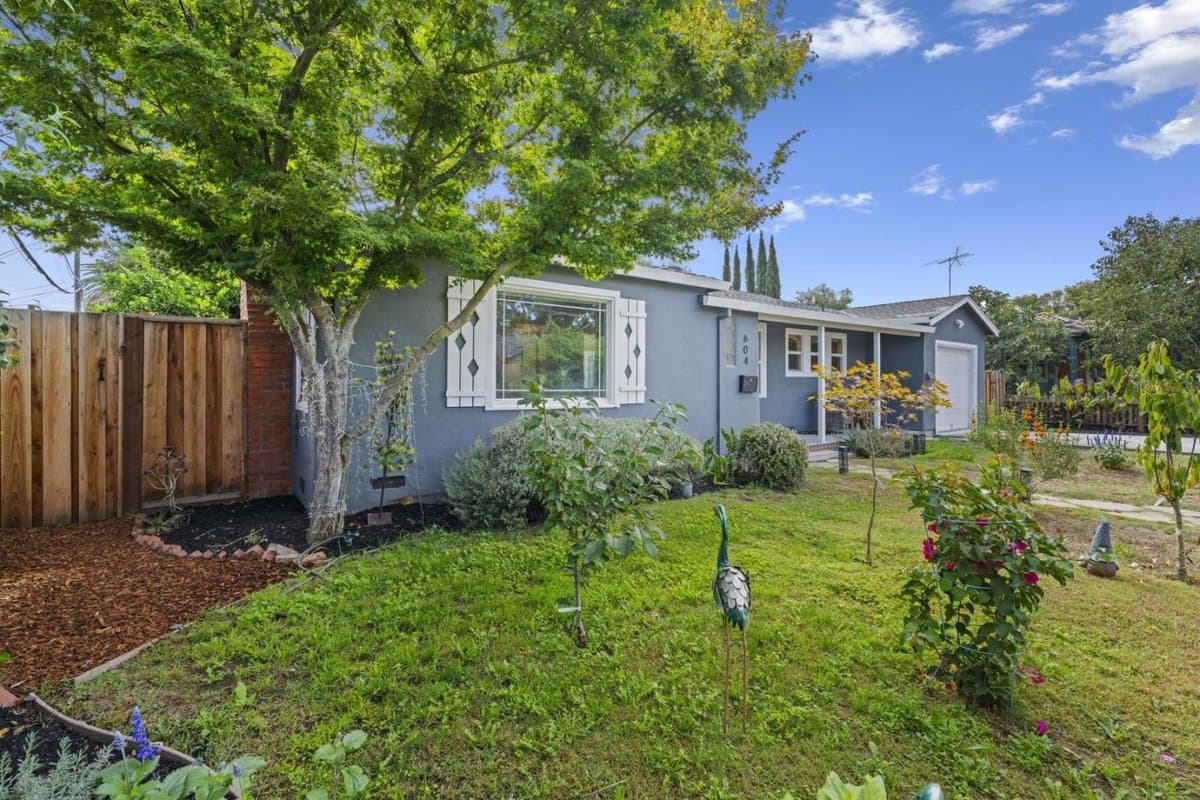 604 Minnesota Avenue - Photo 1