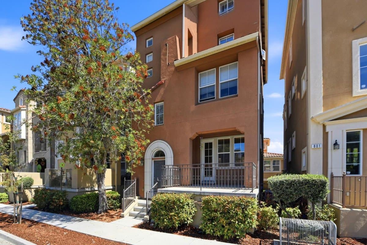 805 Adeline Avenue - Photo 4