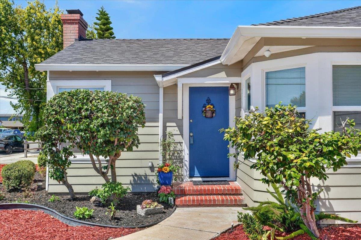 235 East Romie Lane - Photo 2