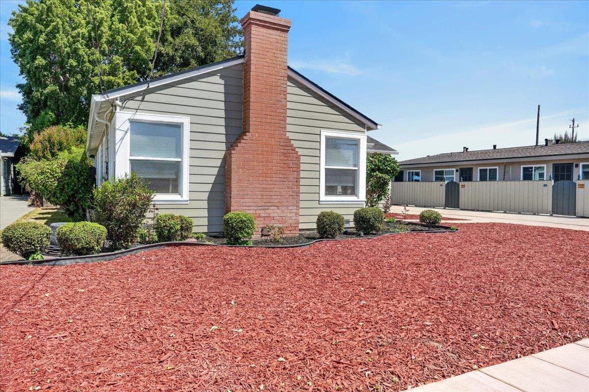 235 East Romie Lane - Photo 3