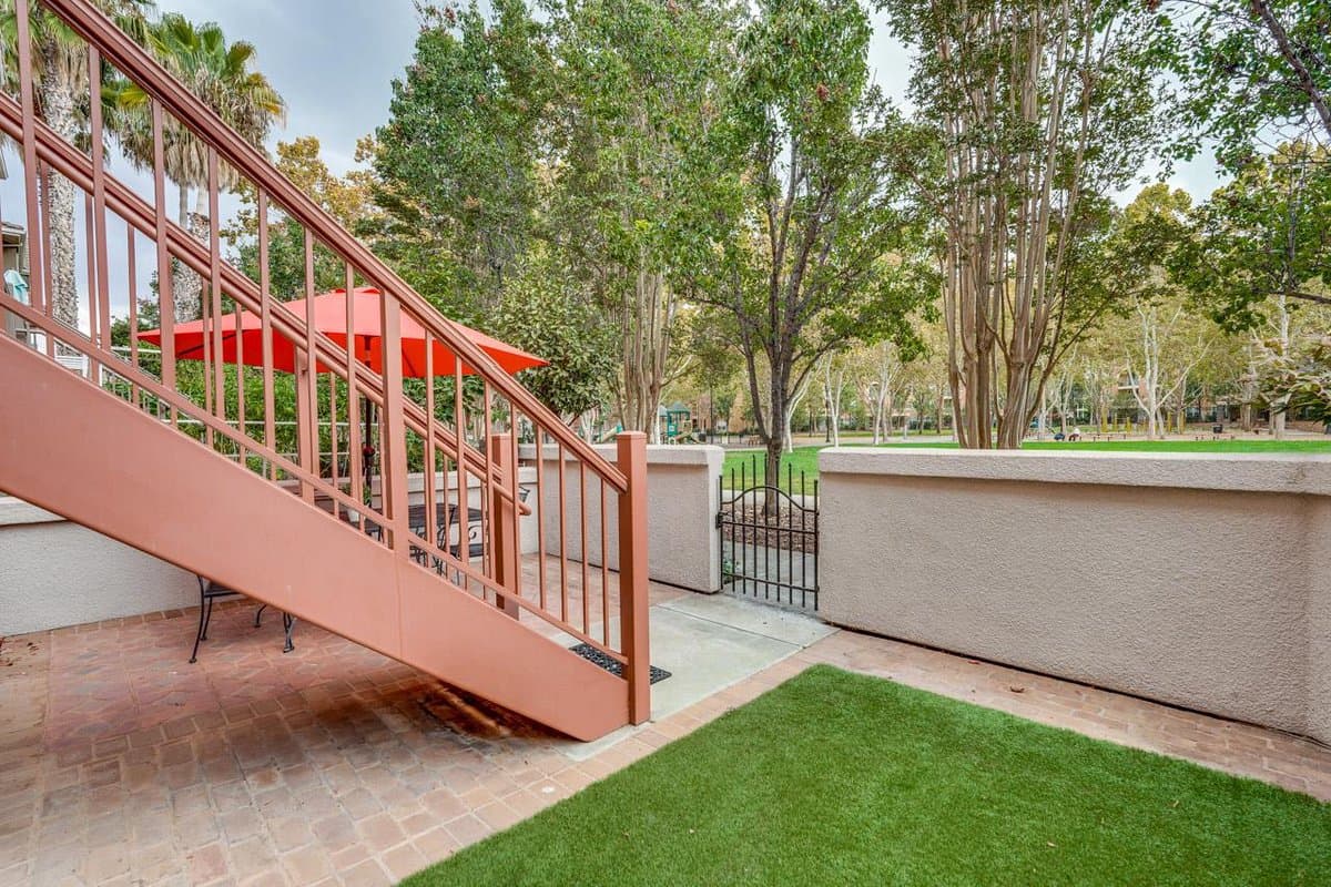 368 Meridian Avenue - Photo 5