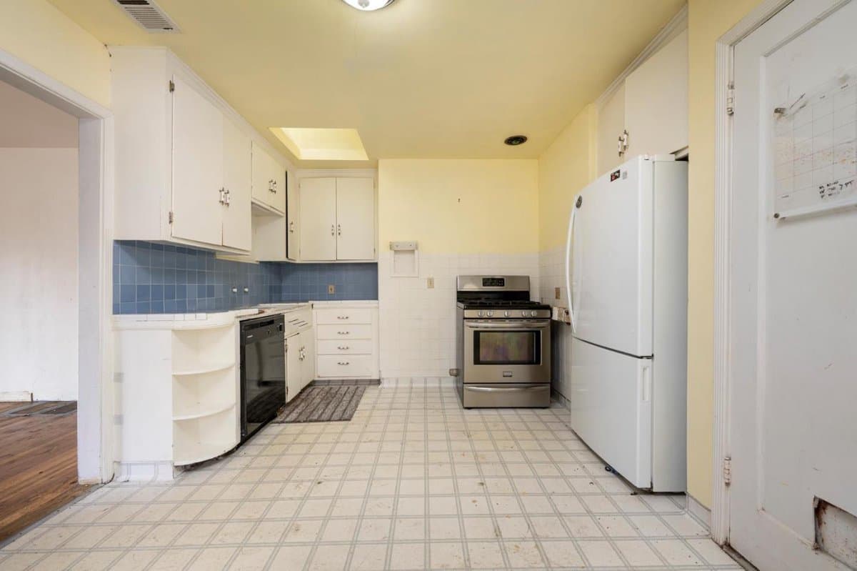 1645 Virginia Avenue - Photo 5