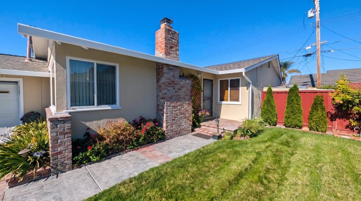 3021 Santa Maria Avenue - Photo 2