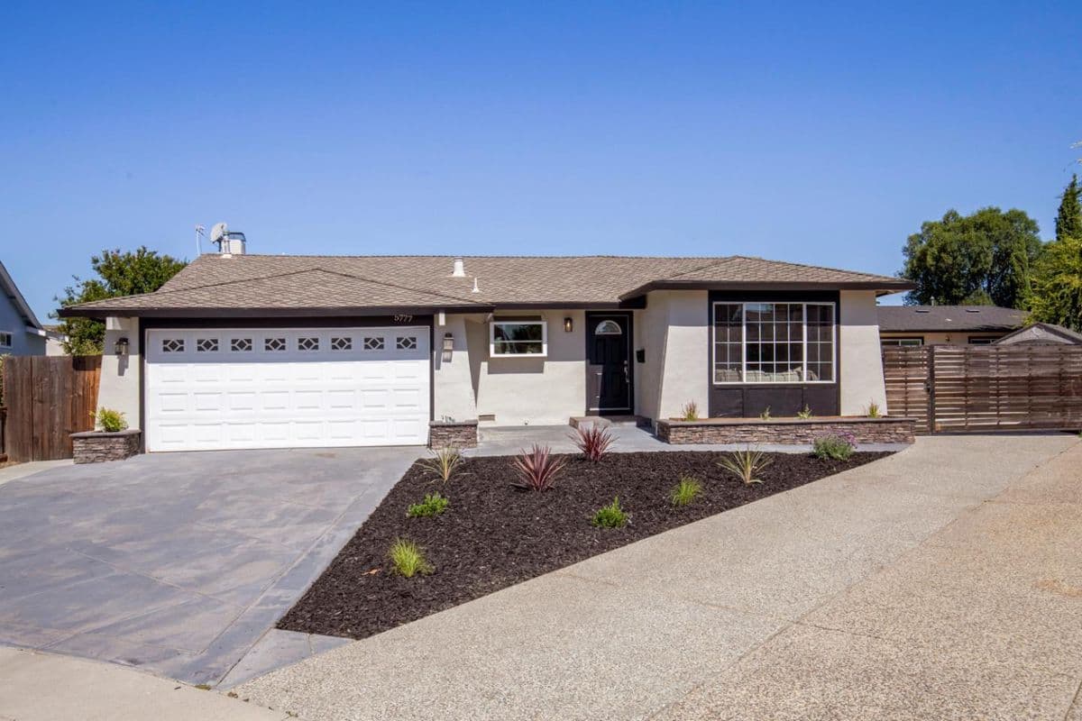 5777 Rachel Court - Photo 1
