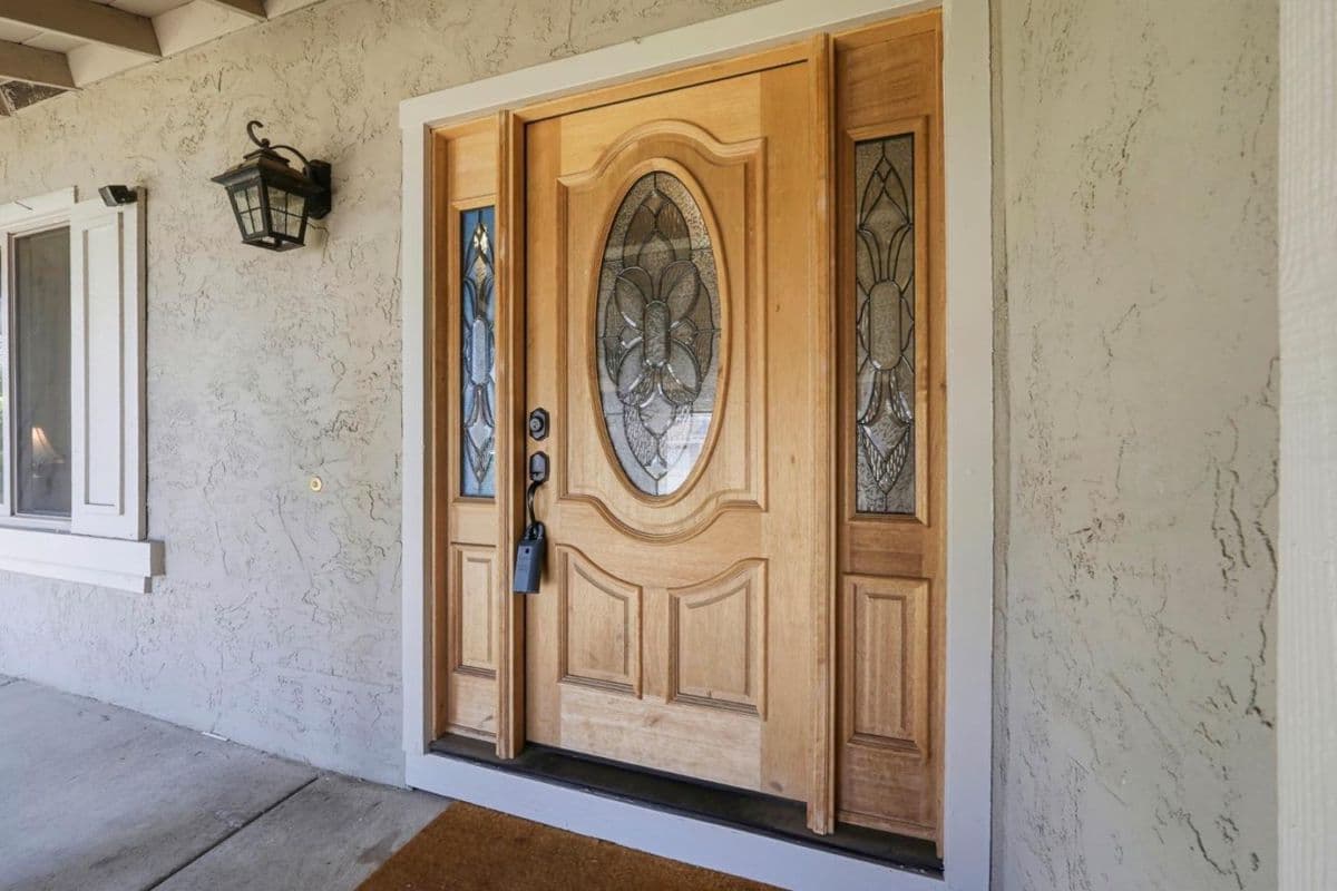 7135 Yorktown Drive - Photo 2