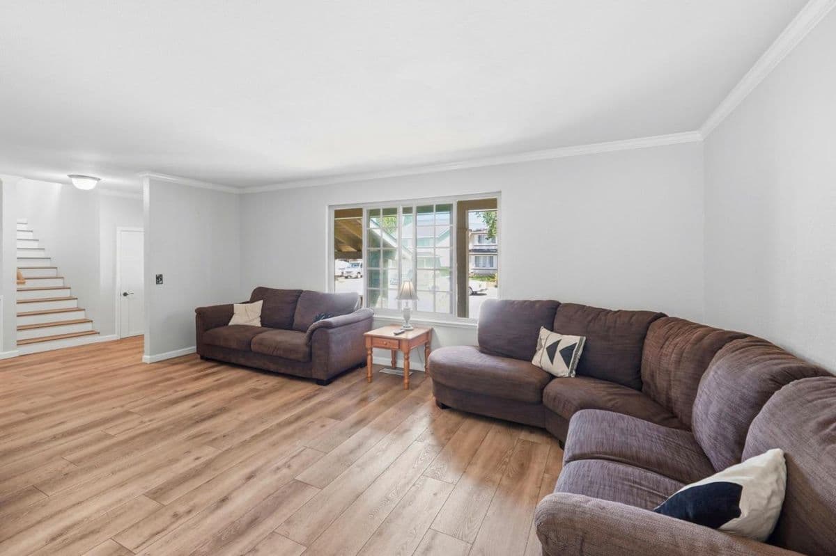 7135 Yorktown Drive - Photo 4