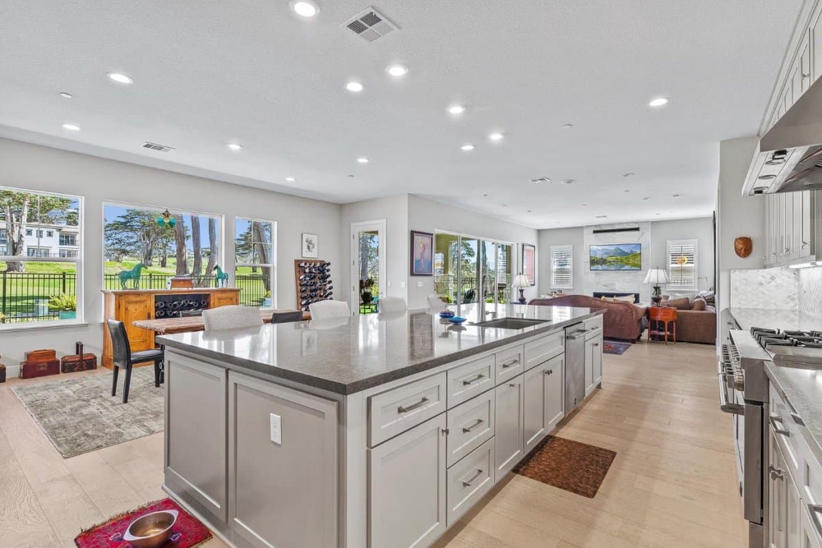 1838 Links Drive - Photo 5