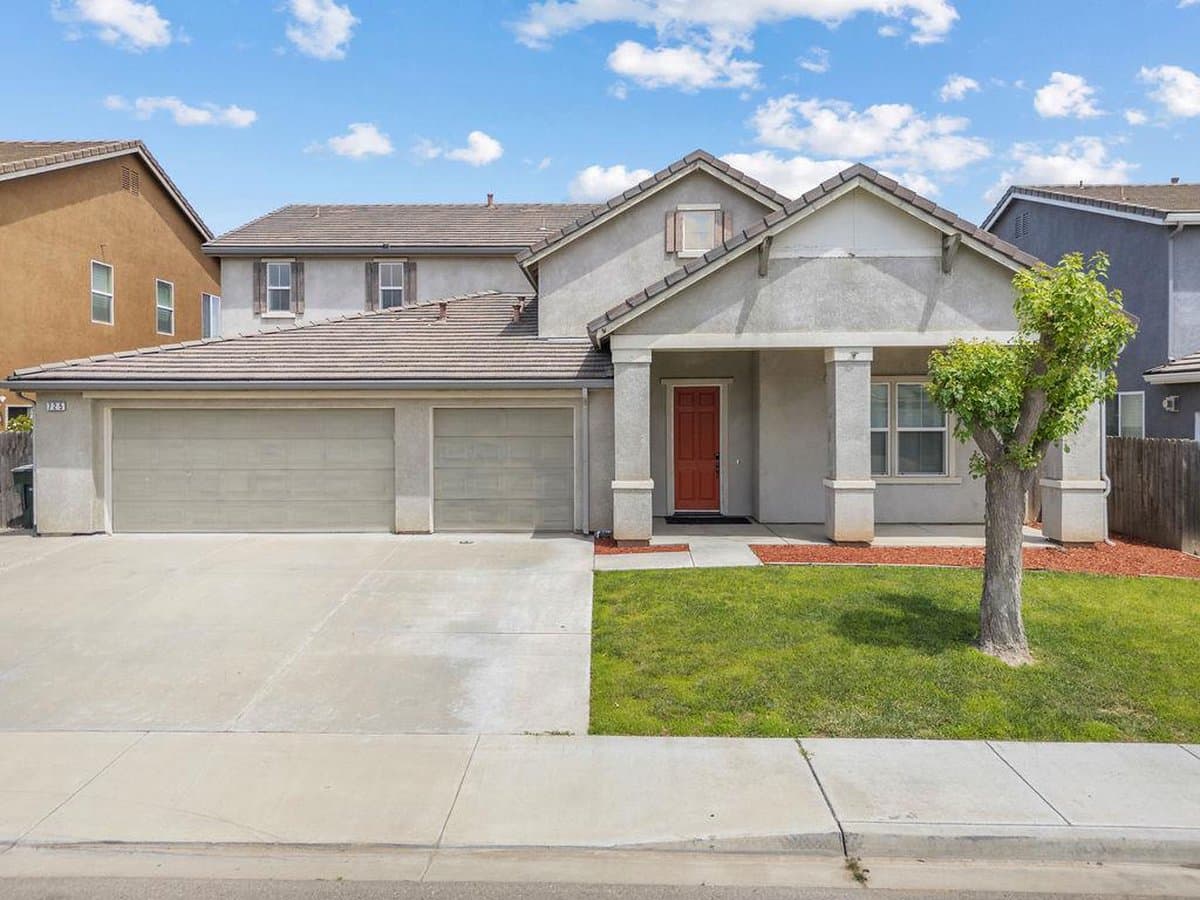 725 Oxalis Drive - Photo 1