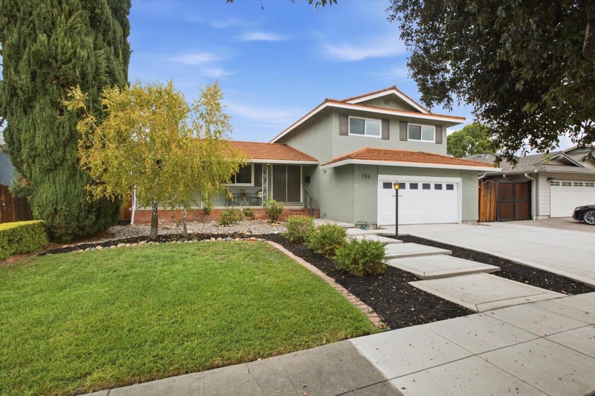 755 Azule Avenue - Photo 1