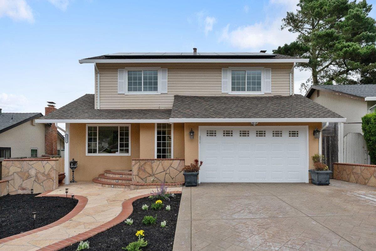 2421 Shannon Drive - Photo 4