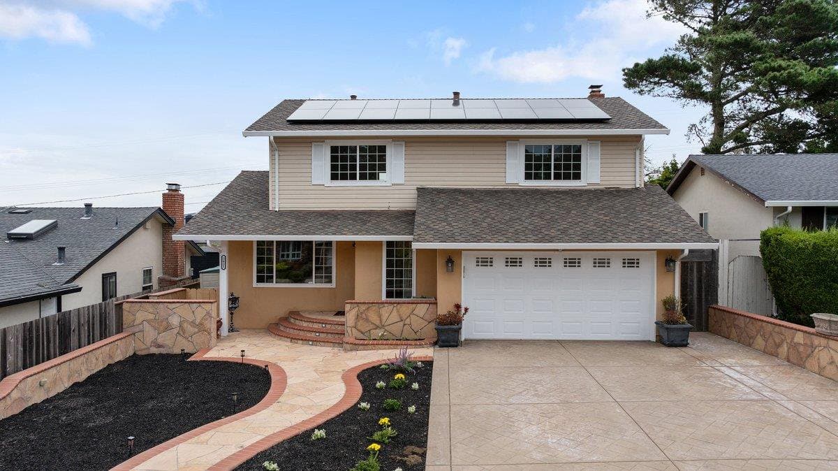 2421 Shannon Drive - Photo 5