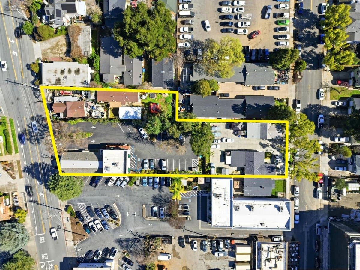 55 East 1st Street - Photo 3