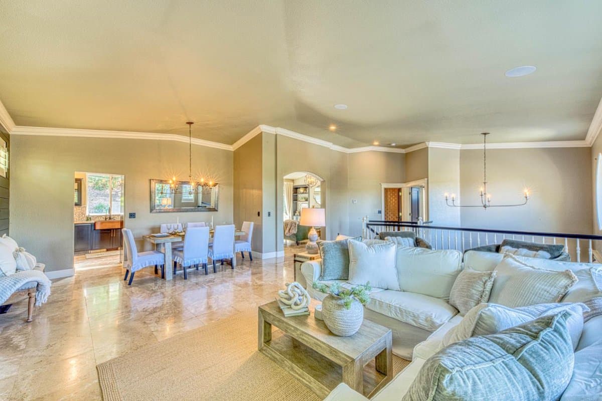 10618 Hillside Lane - Photo 5