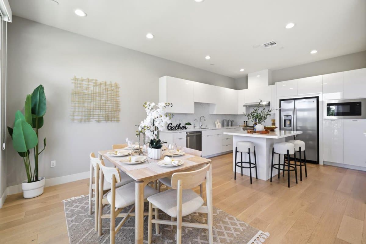 188 Terraine Street - Photo 2