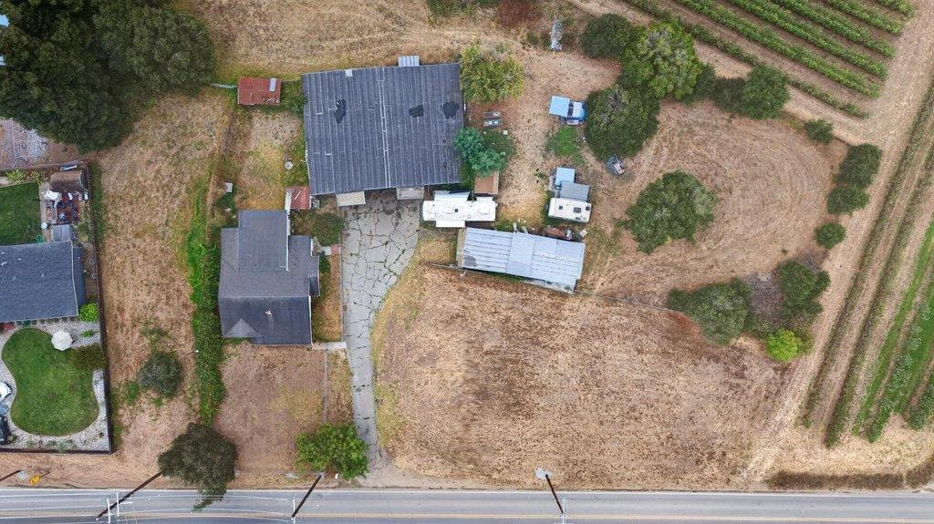 897 Green Valley Road - Photo 4